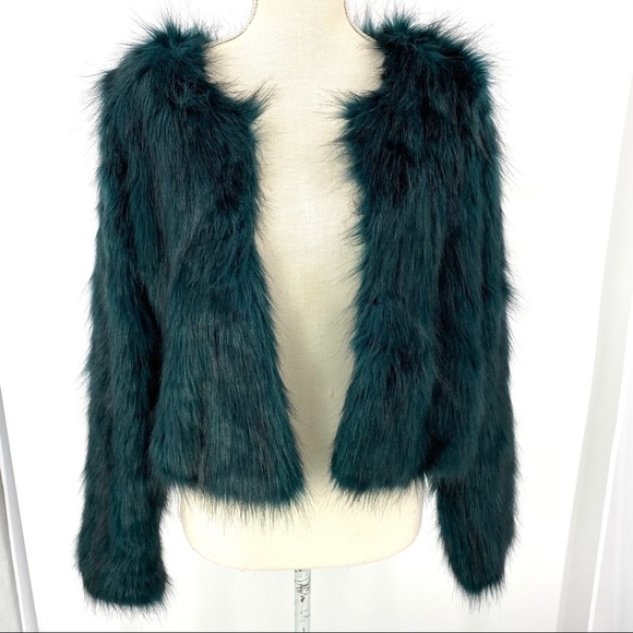 Free People green faux fur crop jacket S/P - Picture 7 of 16
